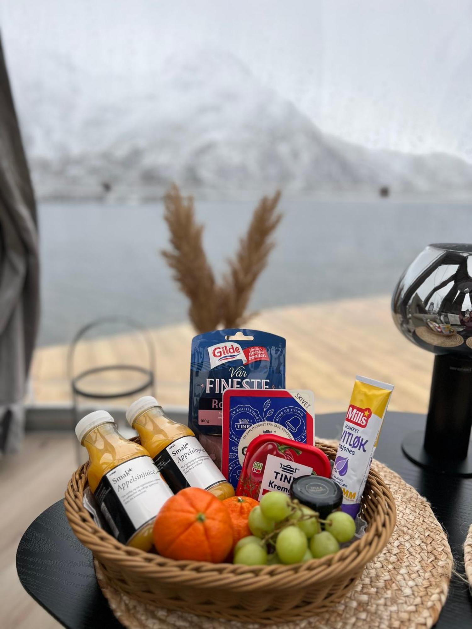 Lofoten Glampingdome Myrland Экстерьер фото